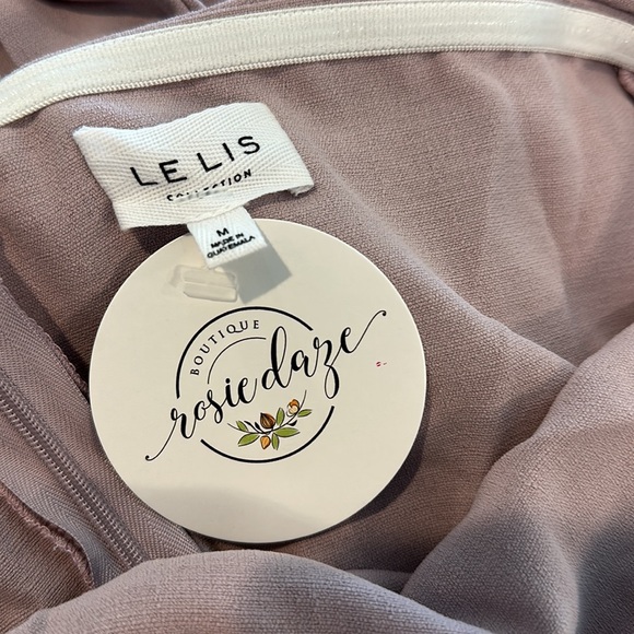 NWT Le Lis Romper. Lilac. Size Medium. Never worn. Strapless - Picture 5 of 5